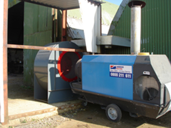 Aurora-FH185 Andrews Heat for Hire saves farmers Harvest