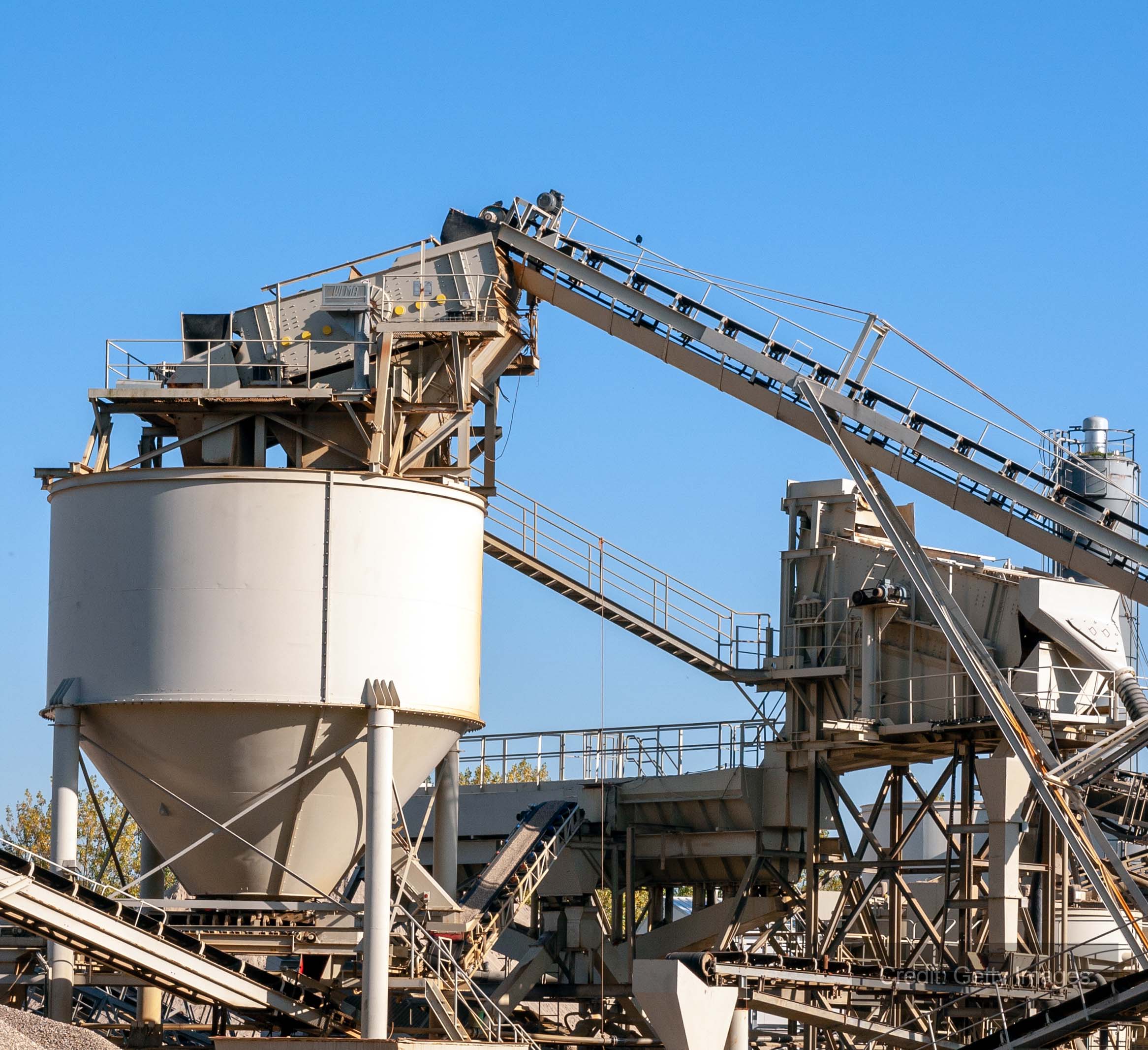 Batch plant Andrews Boilers save concrete batching plant from freezing conditions