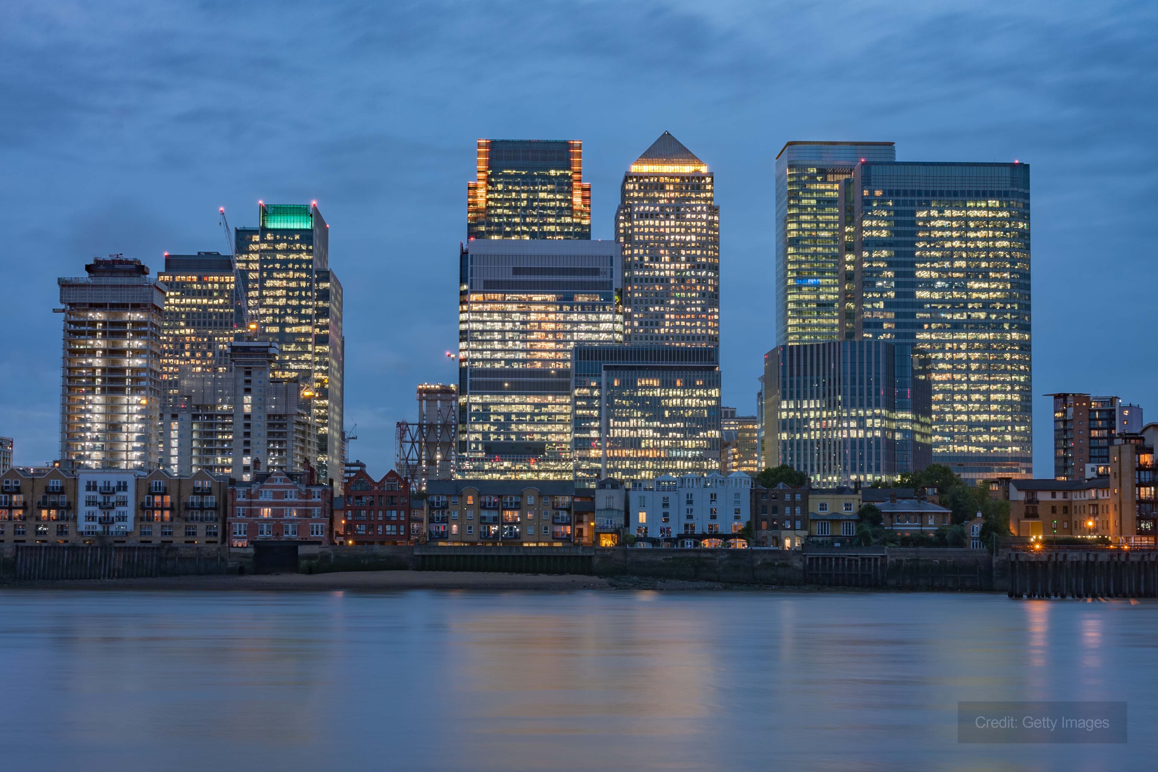 Canary Wharf London building site requires dehumidification equipment