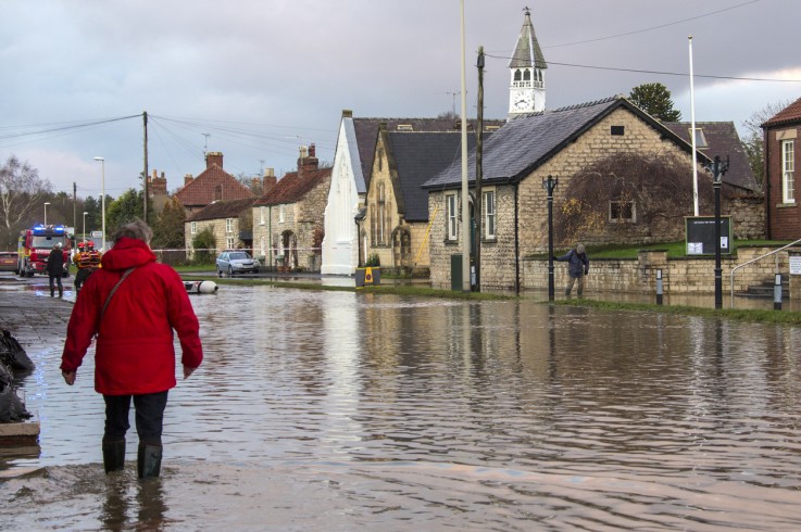 Flooding Sykes Pumps help local council avert flooding