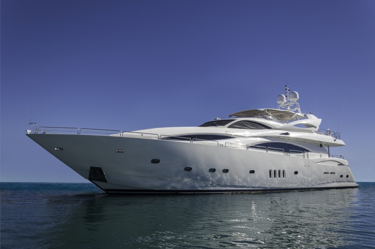 Luxury yacht Andrews provide temporary ventilation equipment for luxury yacht refurbishment