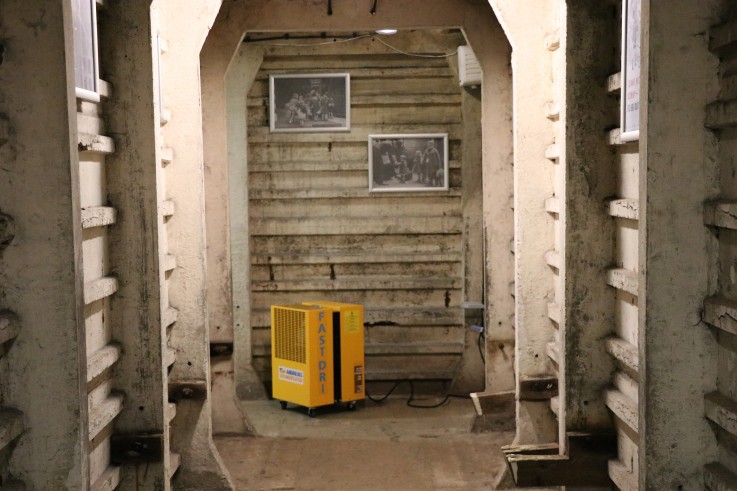 Andrews assists Sussex WWII air raid shelter