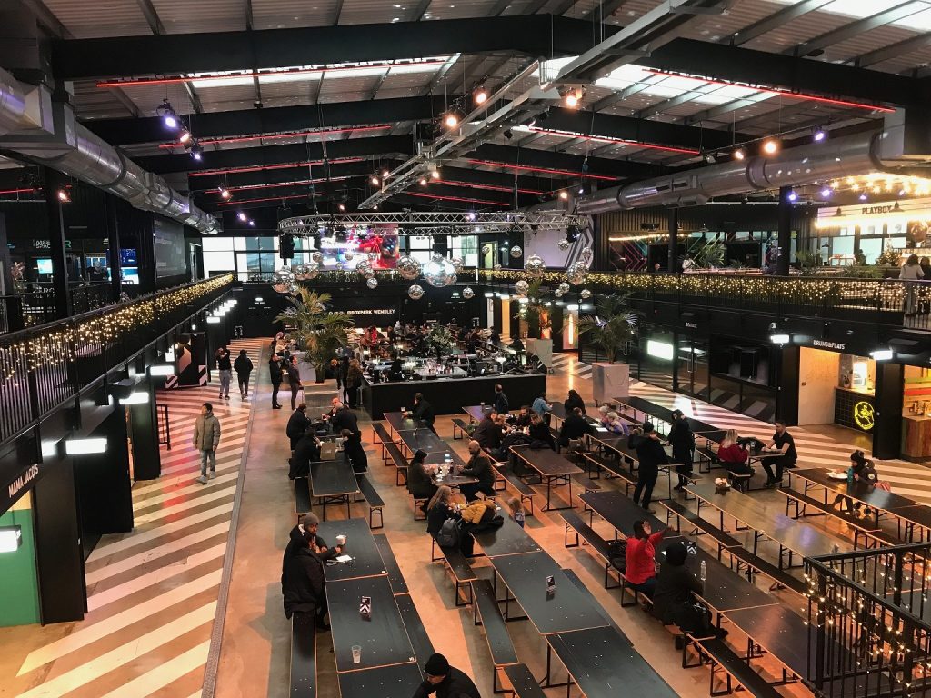 Heater hire warms visitors at seasonal food and retail park